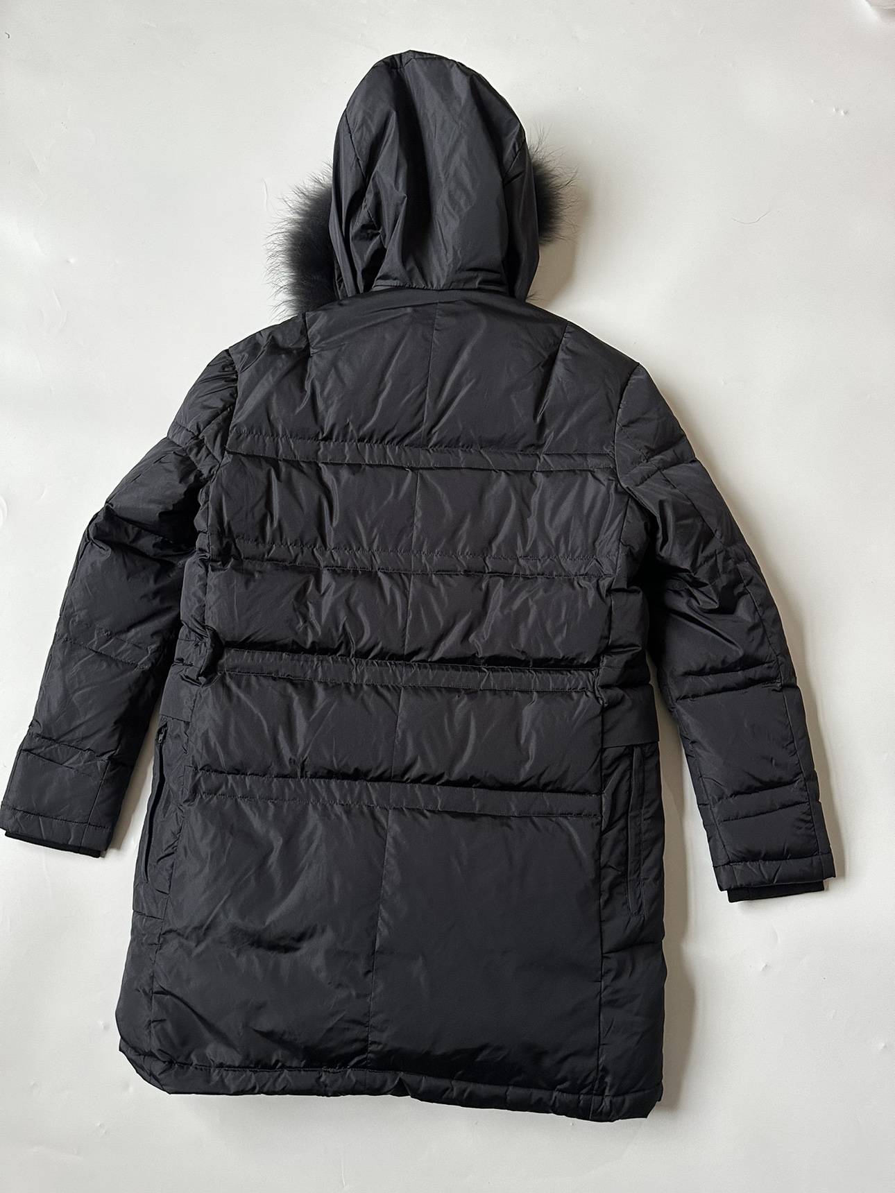 Welfare to family members, buy half a semi -send, 90%white duck down real hair long -sleeved down jacket.