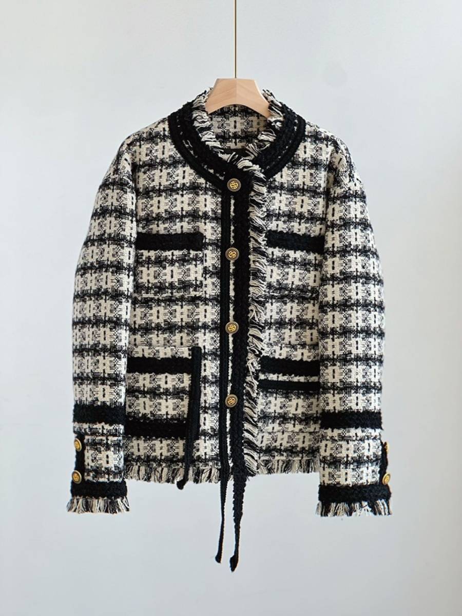 French retro small incense breeze black and white thick flower goose velvet jacket