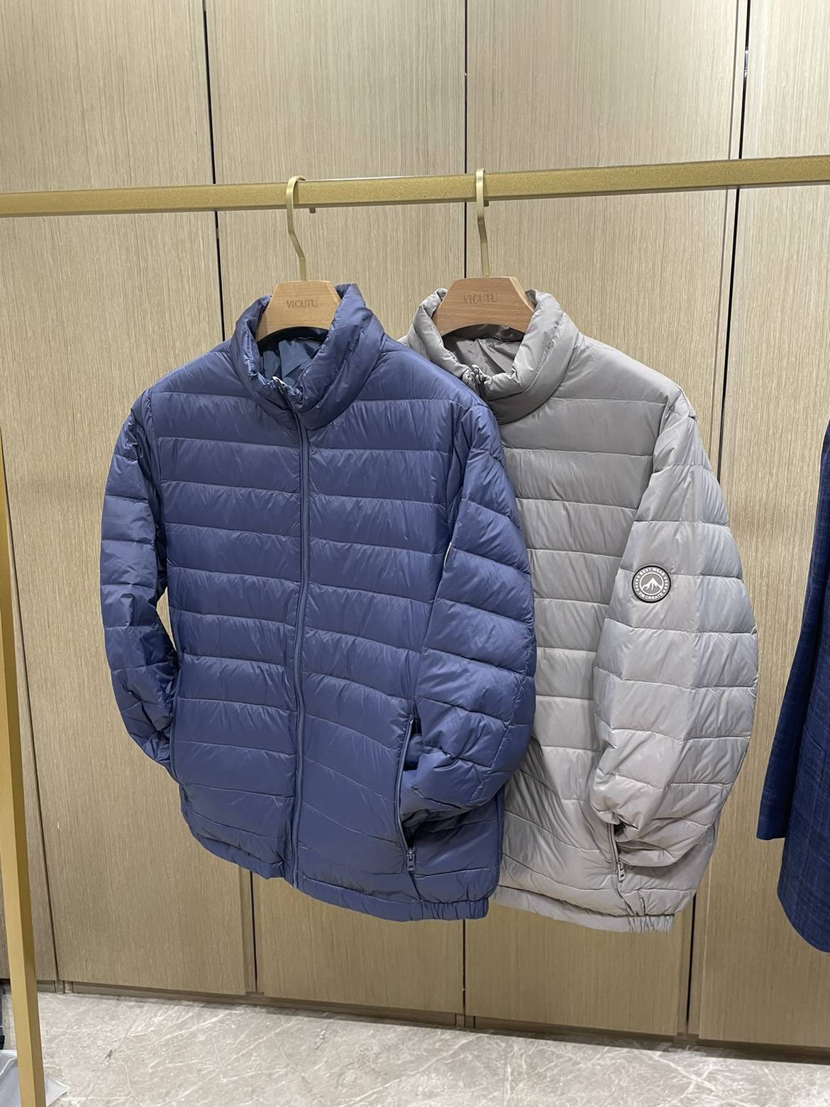 Leisure stands light and light, keep warm white duck down and down jackets