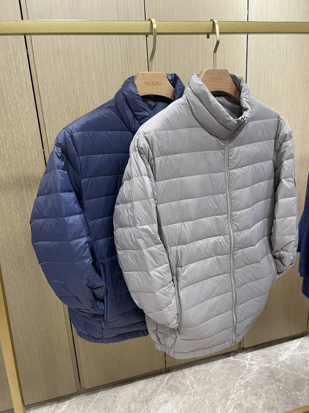 Leisure stands light and light, keep warm white duck down and down jackets