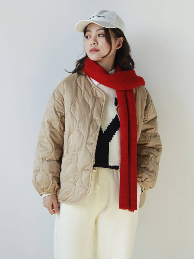 Japanese diamond -shaped pressure line is thin round neck short down jacket