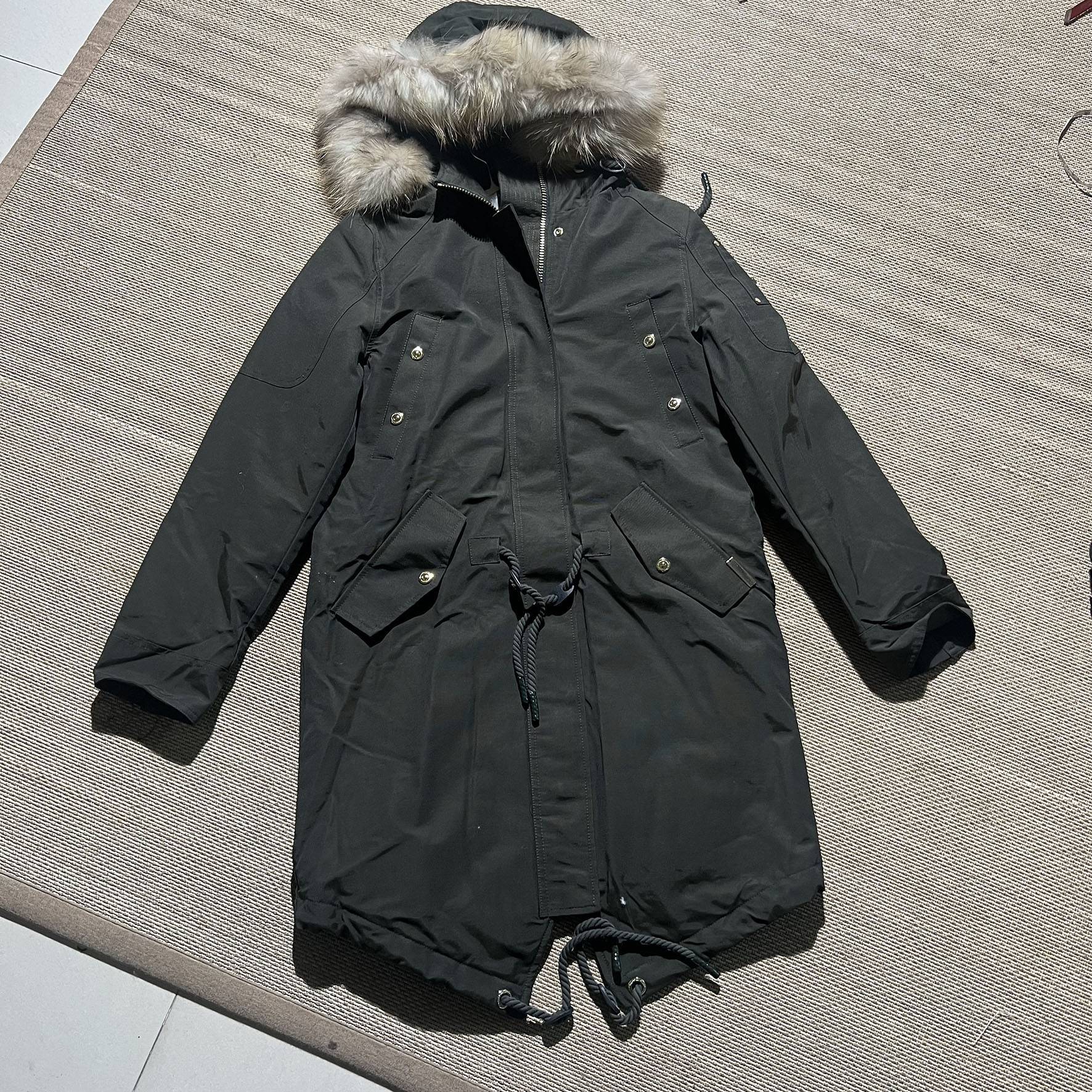 Wind -proof waterproof fabric wool collar lady down jacket