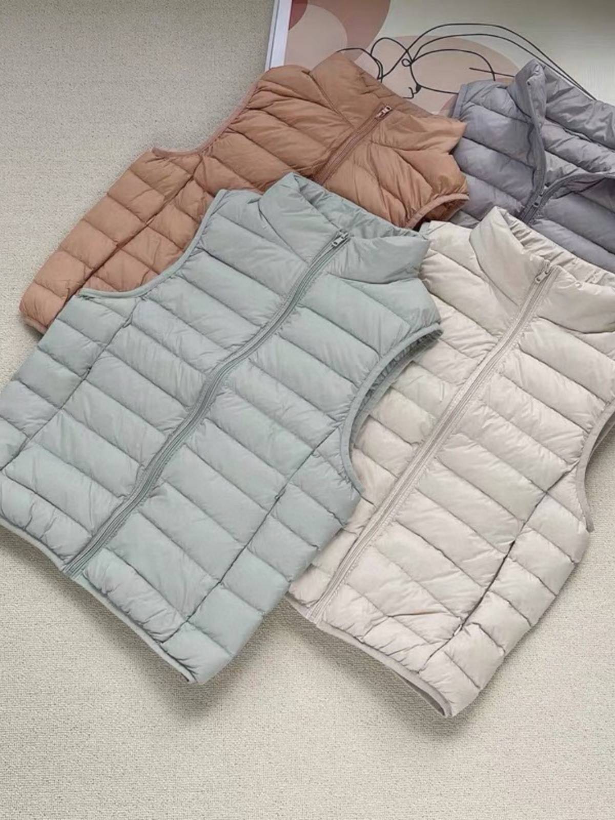 White duck down hooded down jacket vest