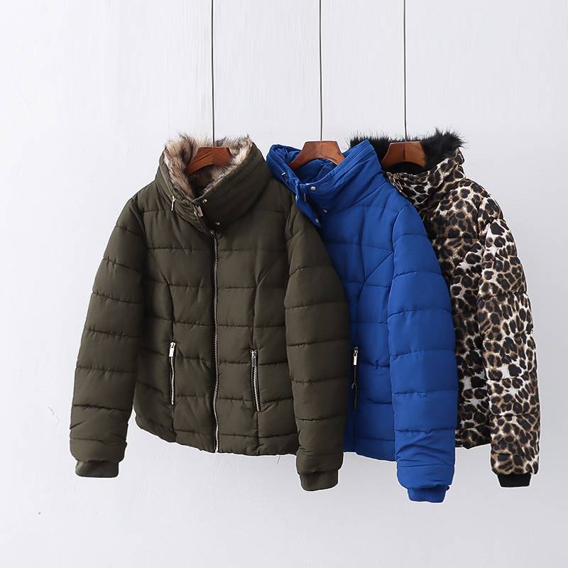 The hooded stand -up collar cotton coat cotton coat lacks autumn autumn