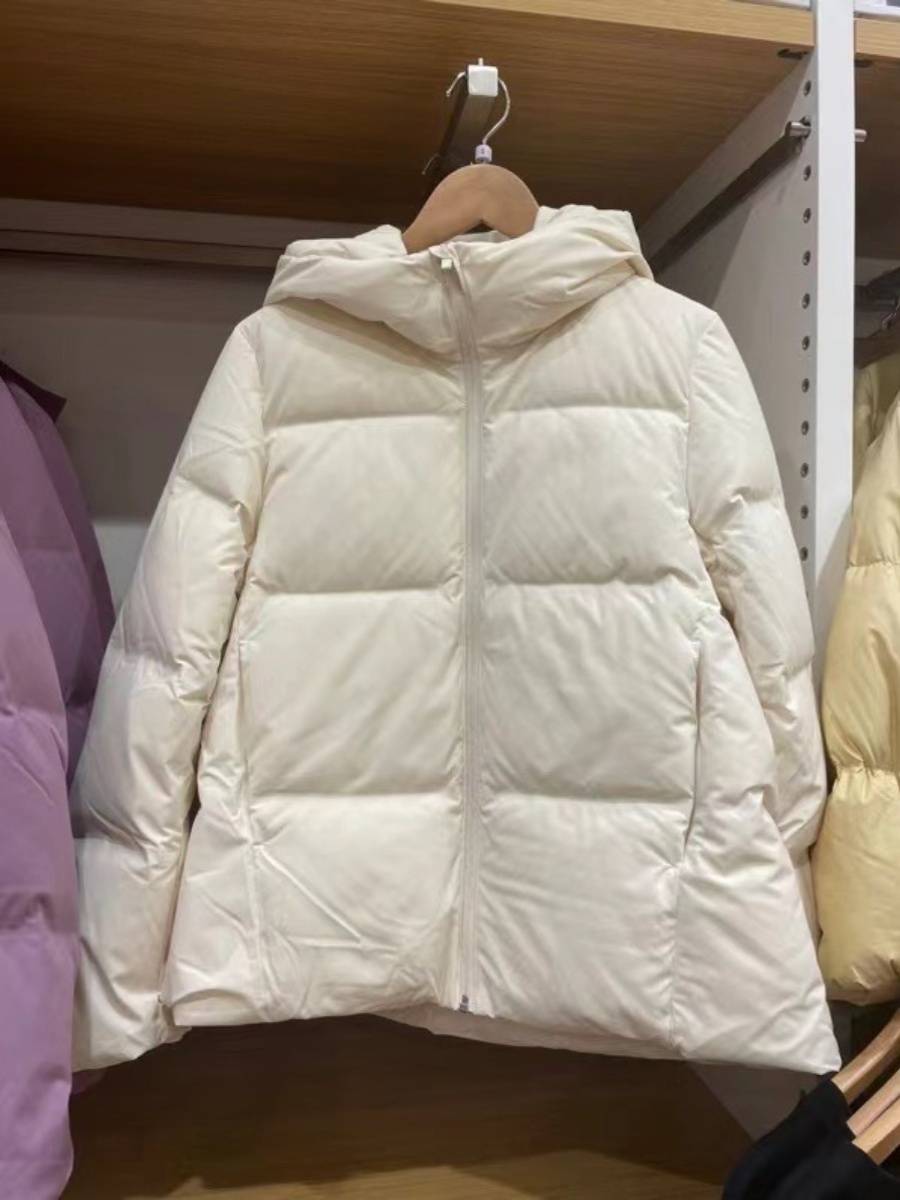 U autumn and winter new women's seamless down jacket hooded hooded gel gum seam Small warm down jacket y460920