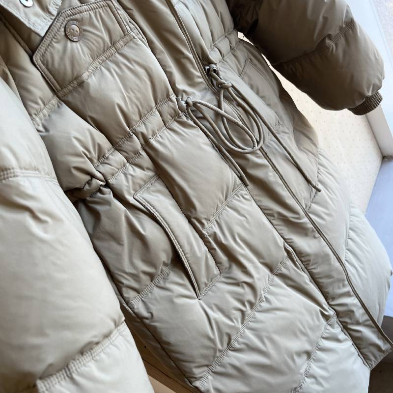 Pink cherry blossoms and milk tea are warm duck down zipper single -breasted buckle, removable hats, down jackets, long women's winter clothes