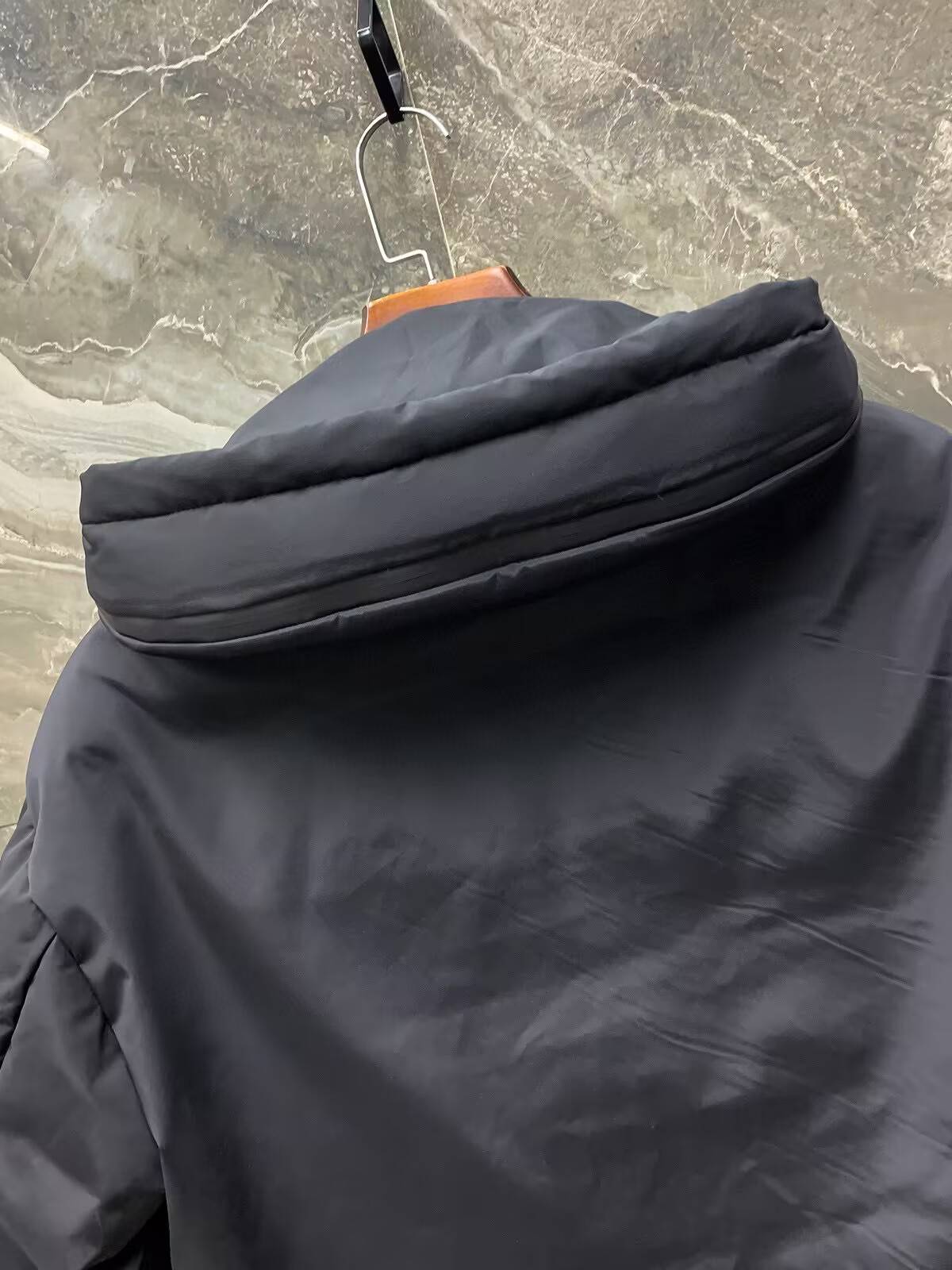 Light luxury European goods 23SS Winter Fashion Domestic Don’t White Goose Deep down jacket Men's Thickens Warm and Moisturize Couples