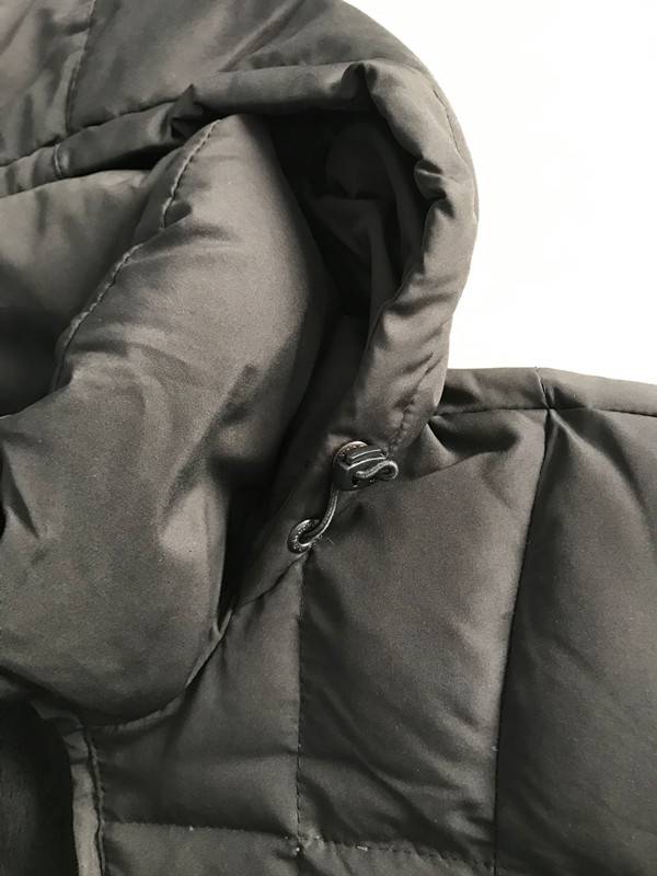 Classic black fashion down jacket original single -tail special price