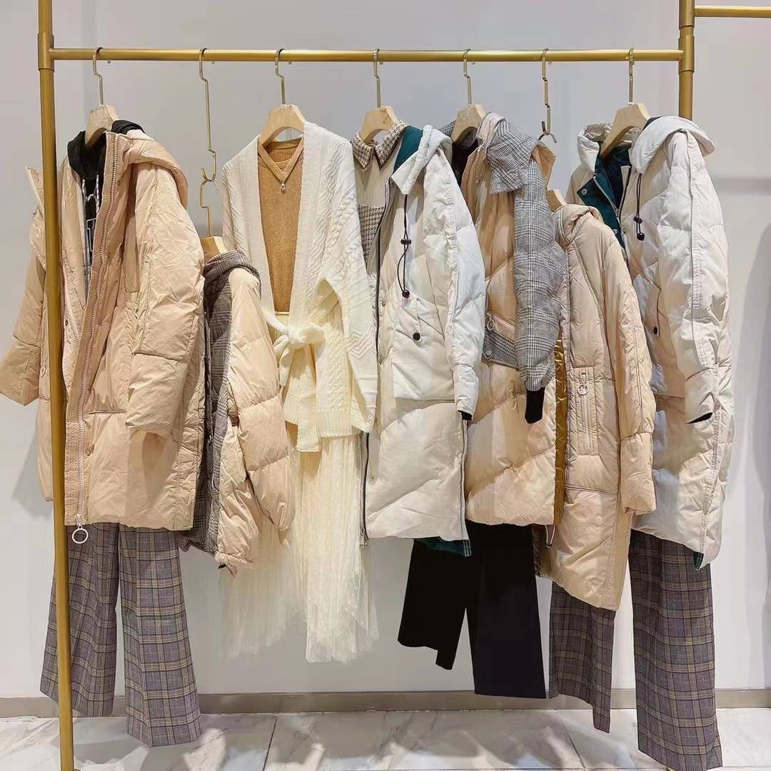 Xiaoxiao Live Room, Tobo down jacket, take a default and not return