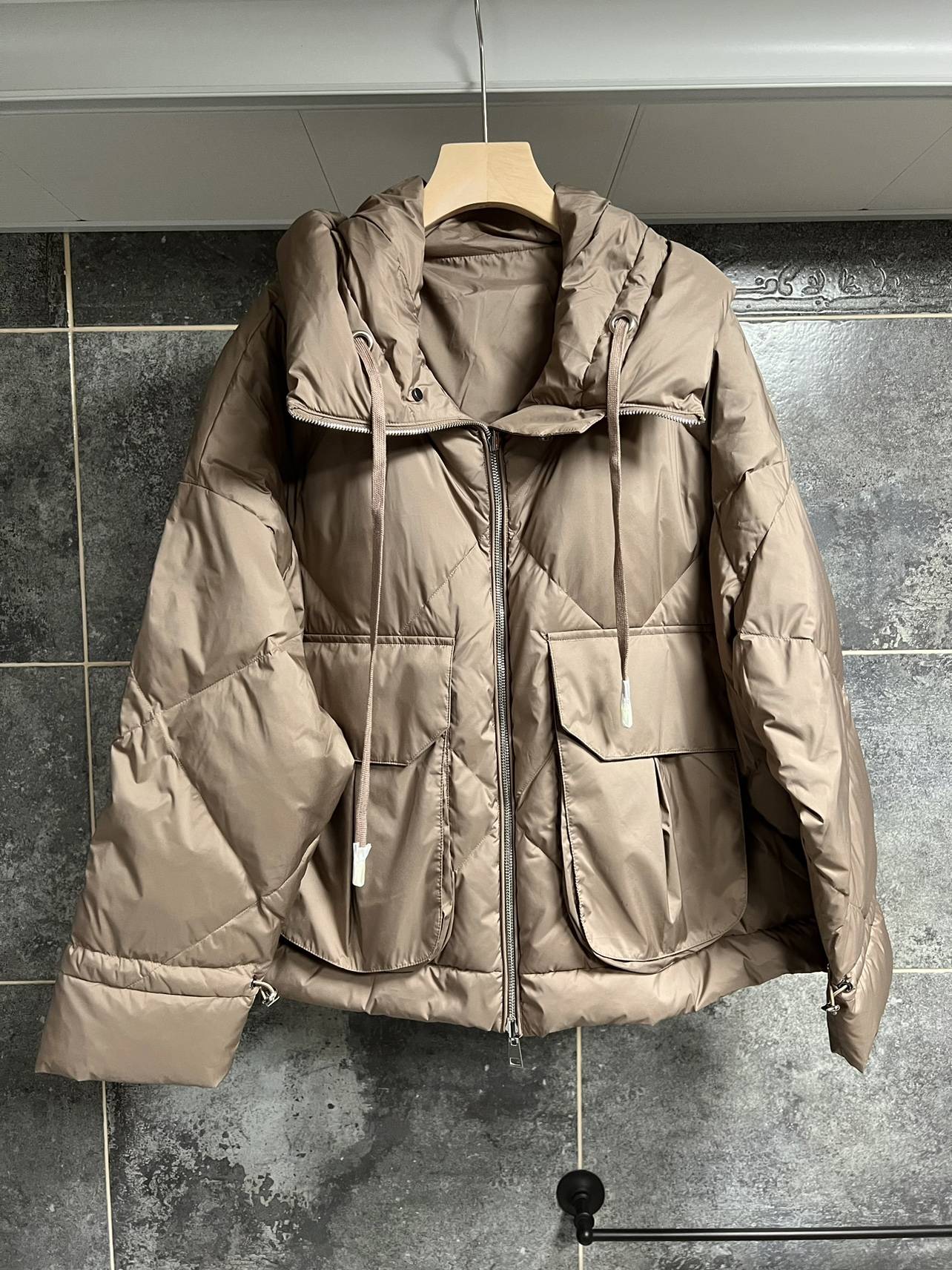 Xiaoshiu Shui Shuo Tide 90%ultra -light white duck down fashion atmospheric short down jacket