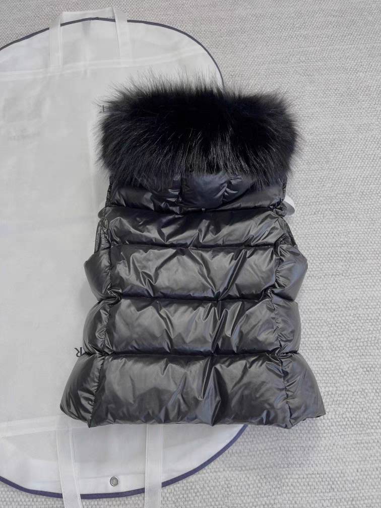 Ding version of the new product 2023 autumn and winter down jacket female short vest jacket thickened hair collar hooded vest