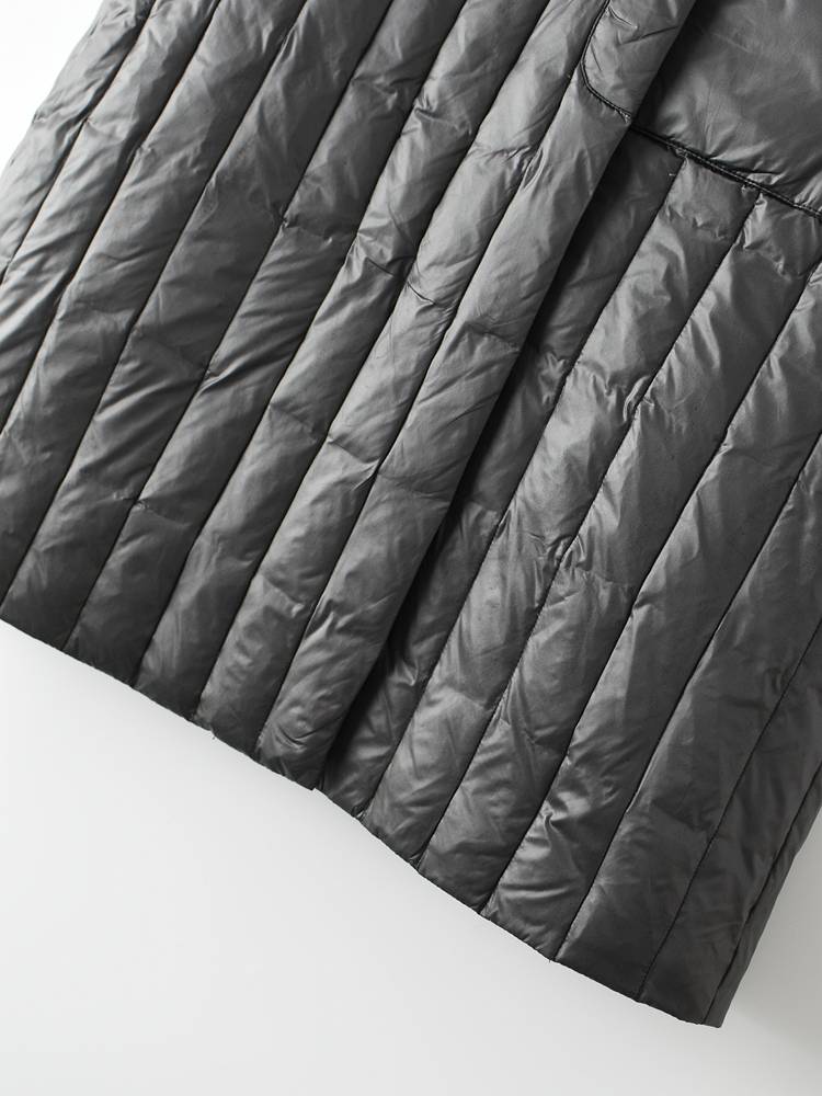 Middle -length hooded 90 white goose down jacket jacket