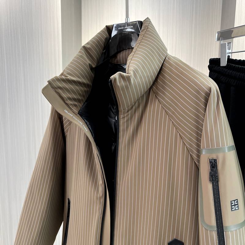 Winter cold and warm luxury level thick fashion stand -up collar vertical stripe white goose down jacket men's crook velvet jacket