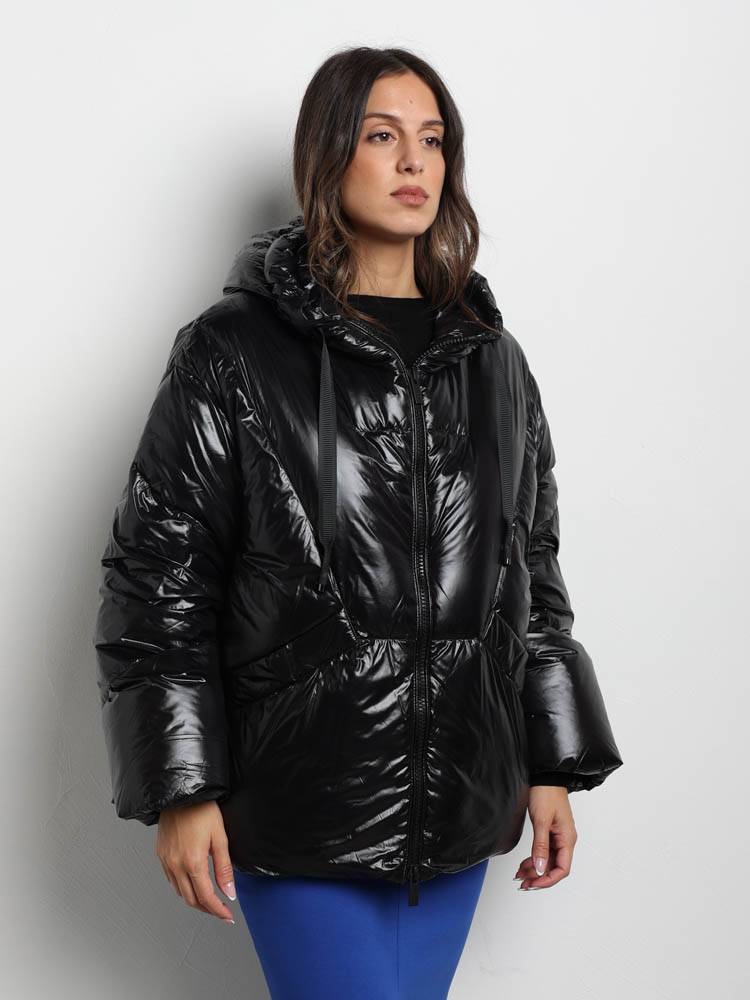 Short -hood -resistant and moisturizing down jacket fluffy and warmth