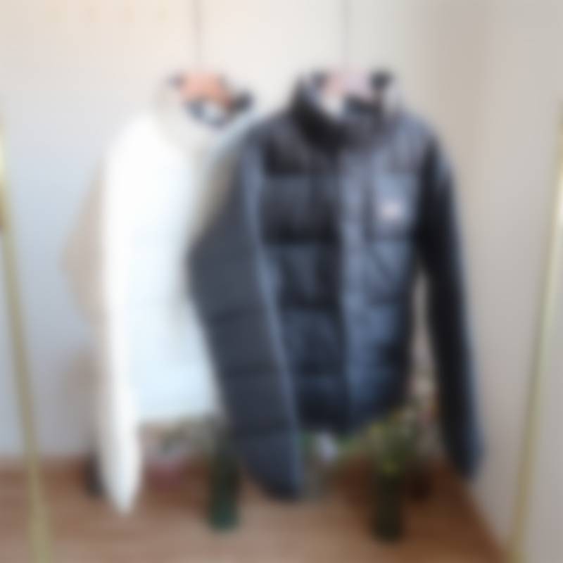 Slightly cool big bag double -sided wearing down jacket black and white colors