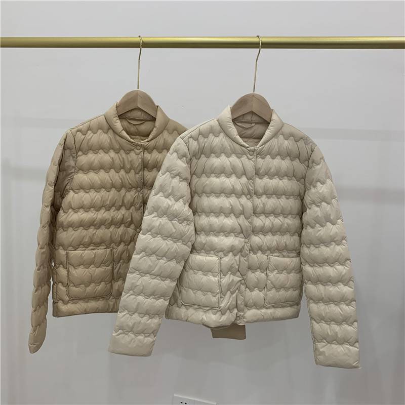 Graphene anti -static 90 white duck down jacket