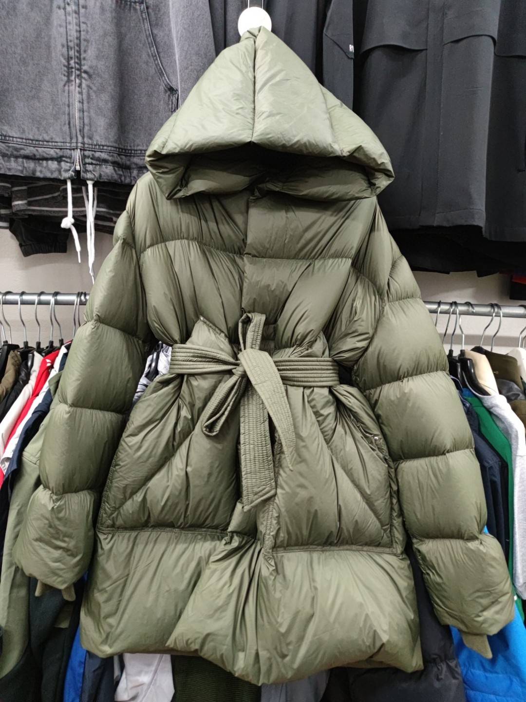 Exporting Korean ladies goose down jacket thickened 90 white goose velvet filling volume up to 230 grams