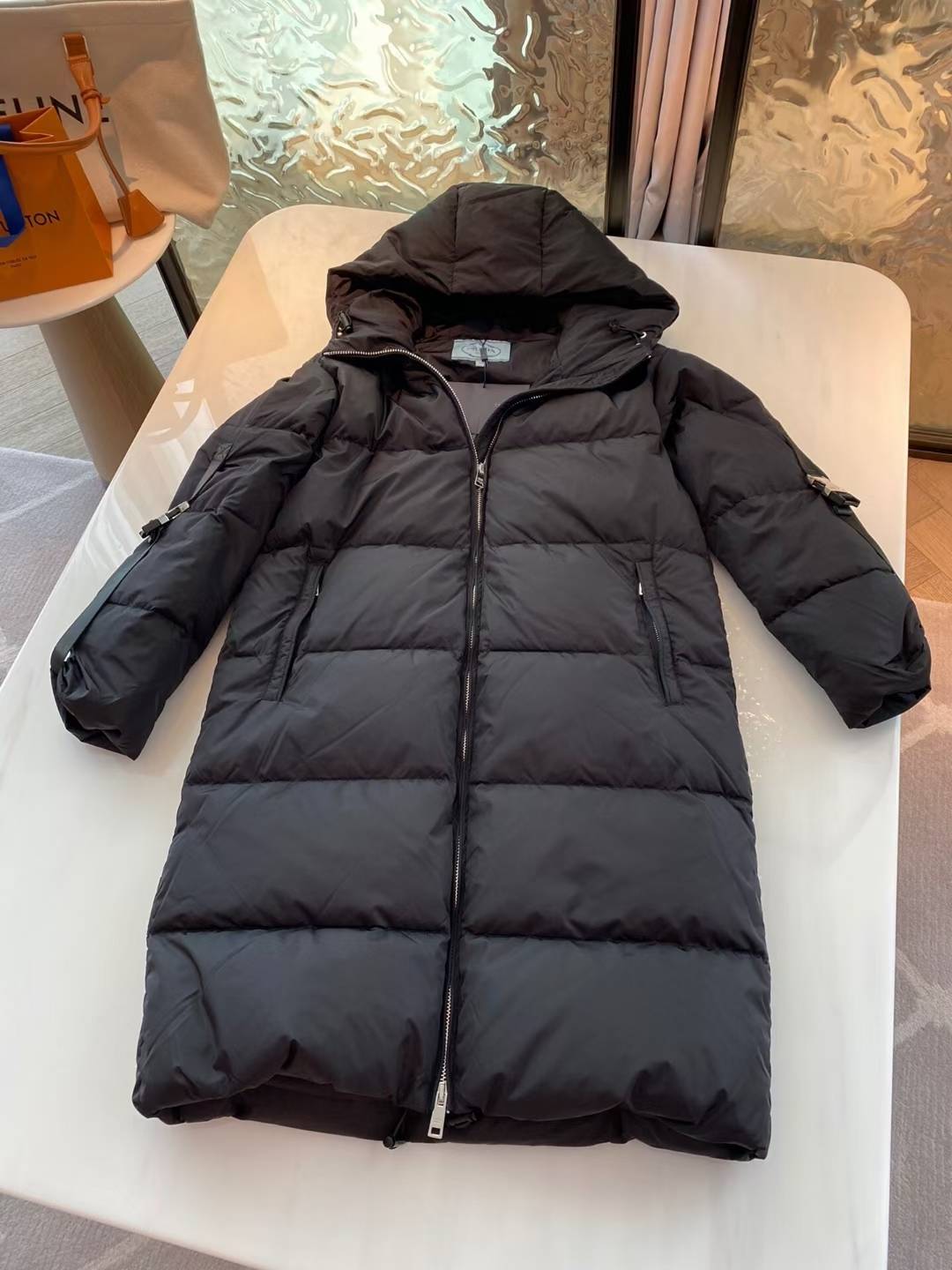 P Family down jacket women's side buckle design 90%white goose down the original label