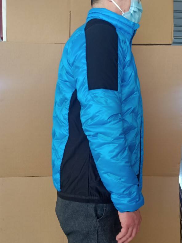 Original export of European and American goose down jackets.