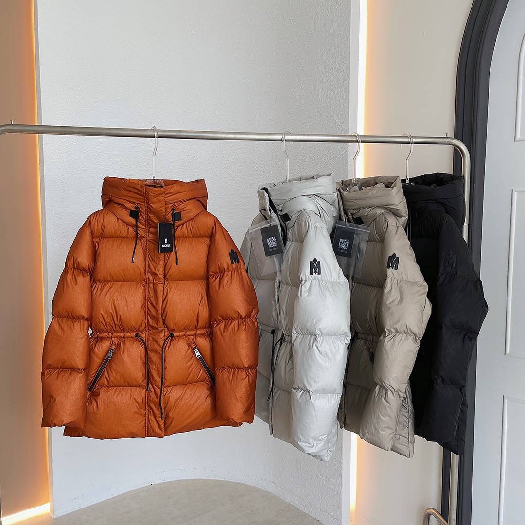800 Panto Thick Cold resistance and hooded down jacket jacket