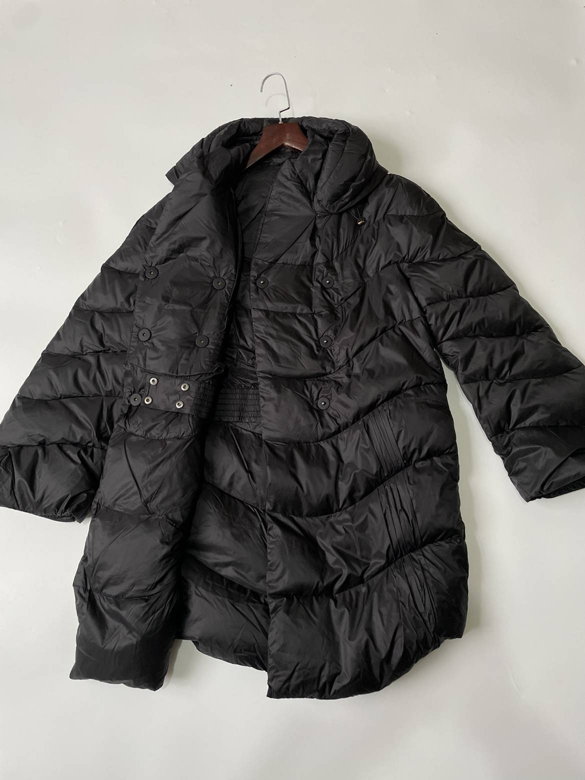 Rare cattle goods, warm quilt, goose down goose down fashion design silhouette design long -sleeved goose down jacket