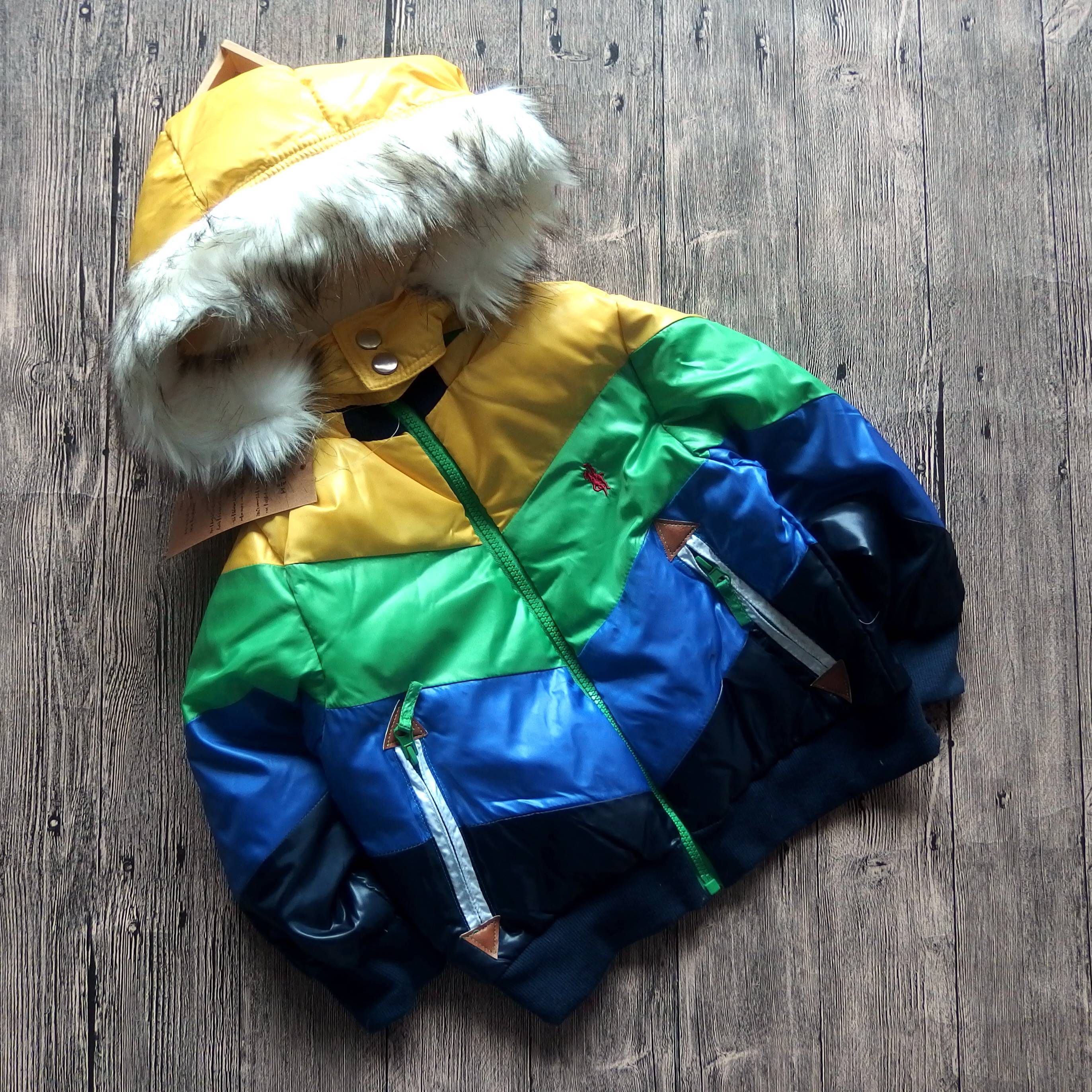 Men and girls thin down jackets hooded in winter