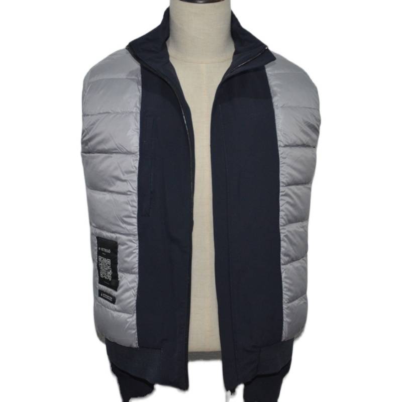 Three pepper jacket -type stand -up collar conventional waterproof zipper