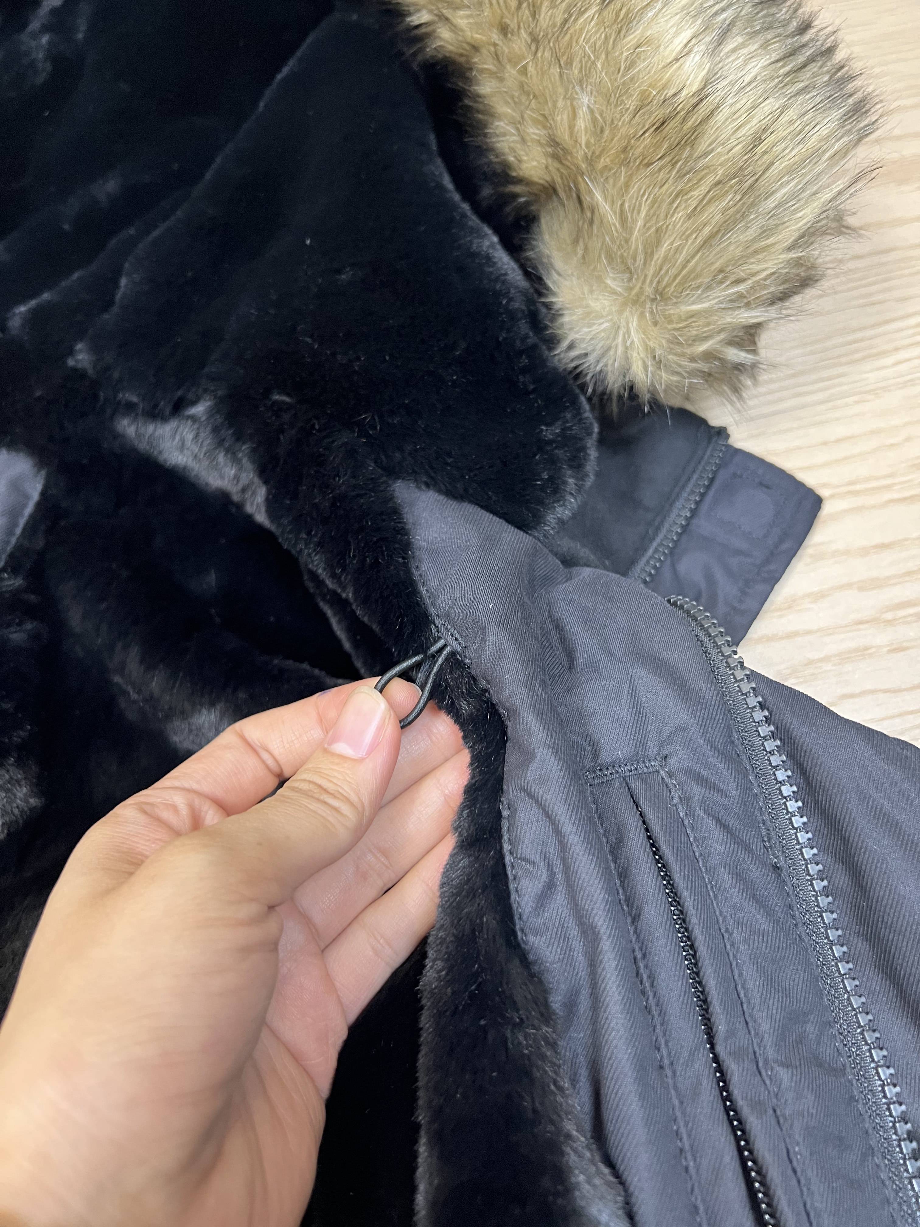 Aritzia's TNA long Parker down jacket thick and warmth