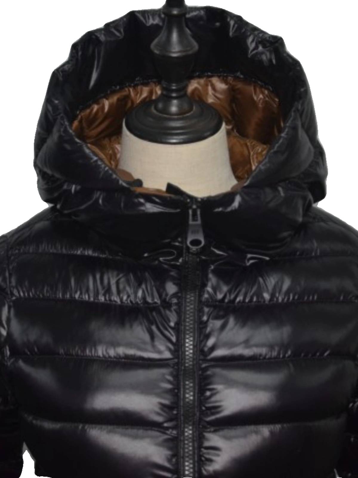 Sanjiao commute nylon conventional hooded down jacket