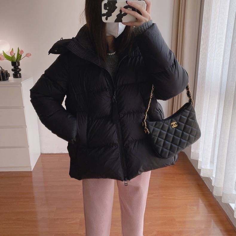 Three -proof fabric removable hooded slit down jacket