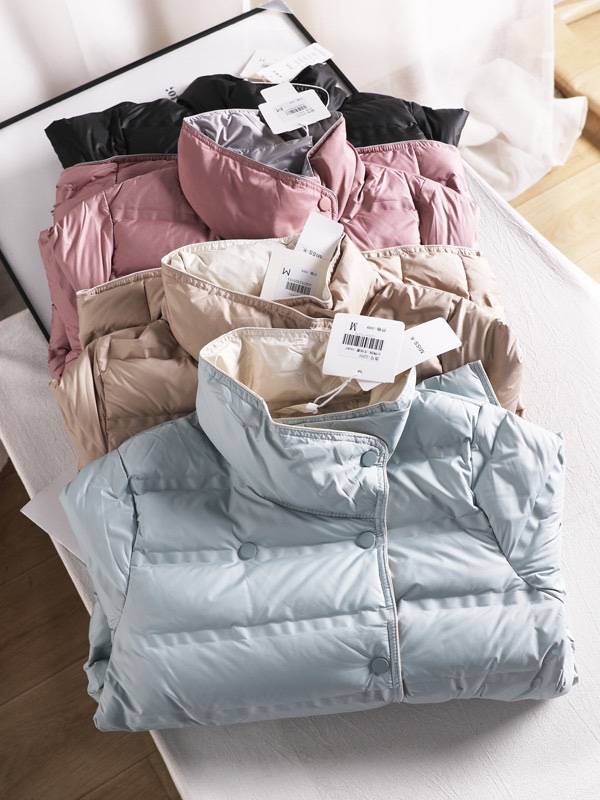 Demonstrate special price 90 white duck short pure color, high -neck, light, thin, warm loose down noodles jacket female