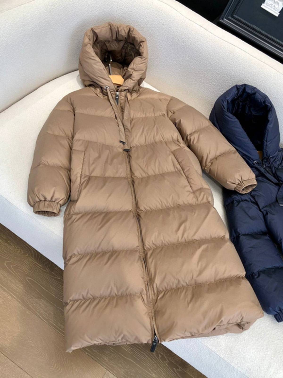 Autumn and winter new M home windproof waterproof giant fluffy warm hooded long 90 goose down jacket