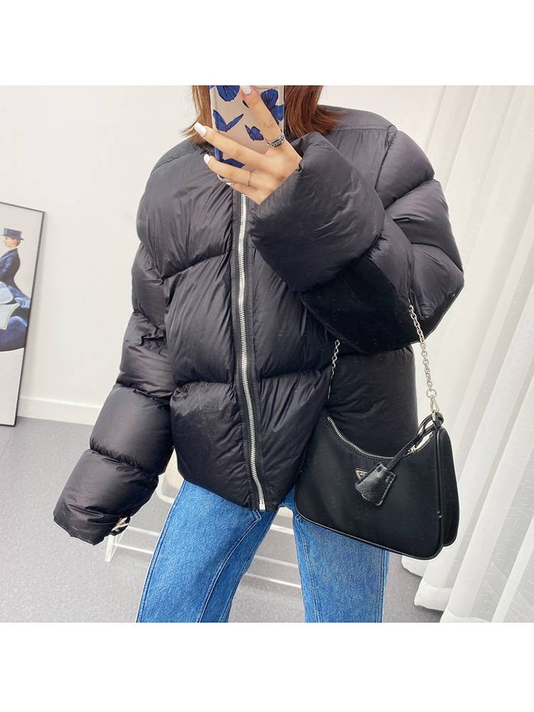 Winter new fashion tide brand comfortable warmth, warm, thin, wild stitching deer skin velvet short pure color bread down jacket