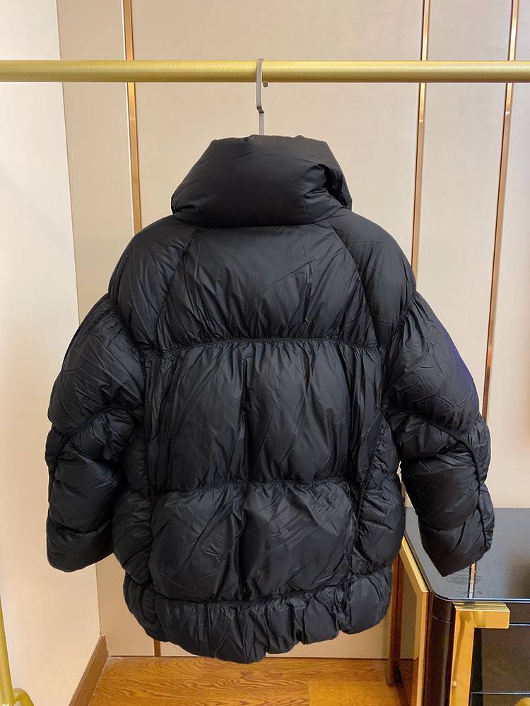 New fluffy warm long -sleeved down jacket