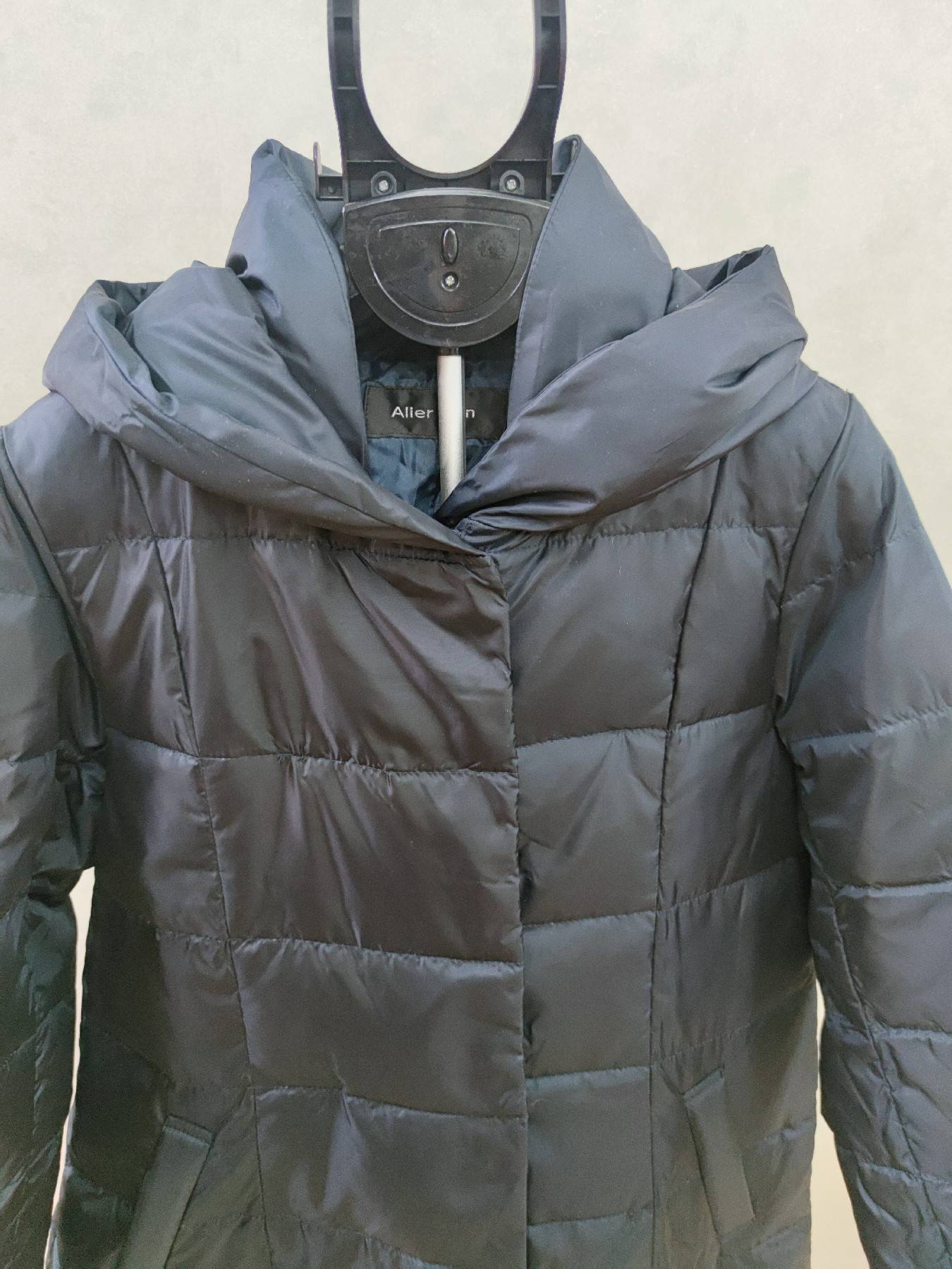 Tail Single Single Mid -length high -necked hooded down jacket female leadership warm commute white duck down winter jacket