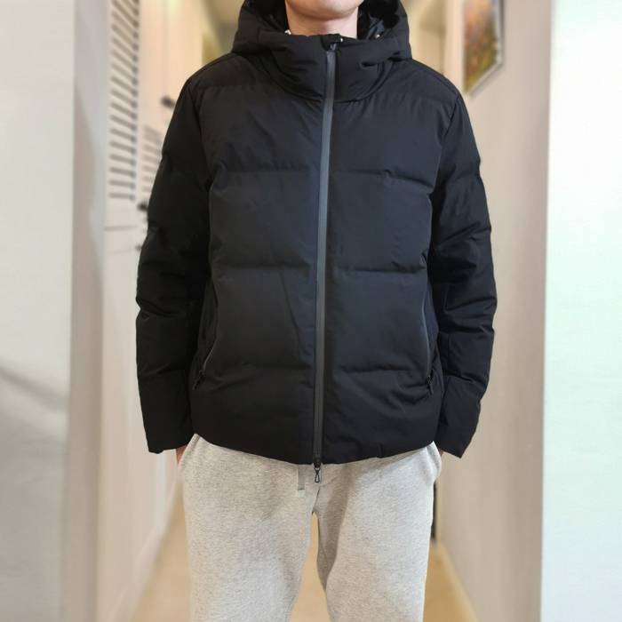 Counter brand 23 Winter new men's hooded down jacket simple leisure versatile warm and thick down jacket