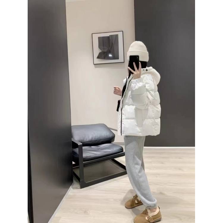 Winter new hooded bread noodle service female medium long model