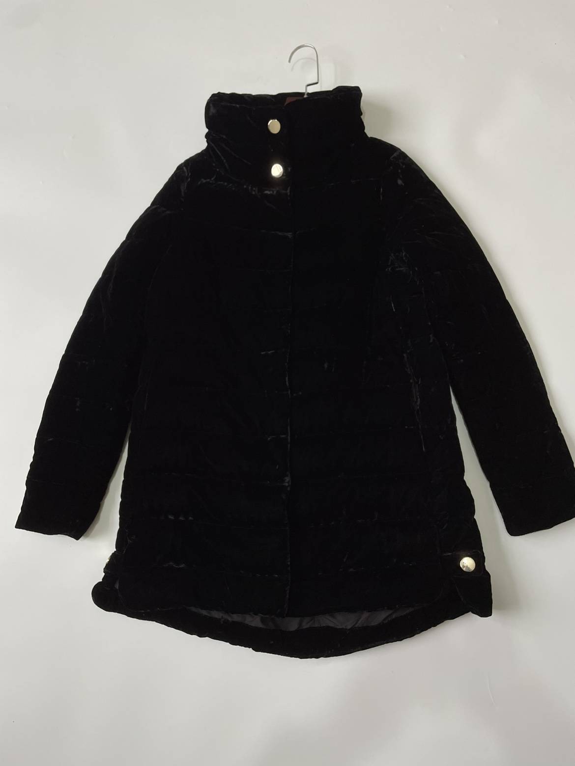 The secret factory comes out, and does not regret it. Jin's velvet long -sleeved goose down jacket jacket is a long female winter.