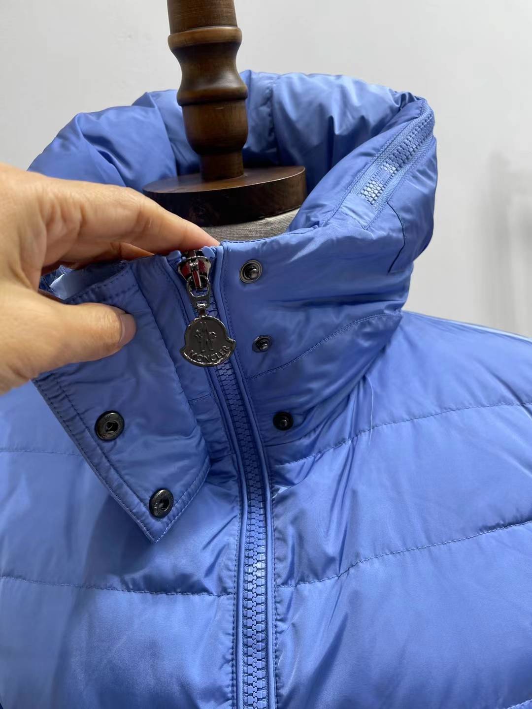 M family 2023 autumn and winter new 90 velvet high consumption warm body thick body, warm white goose velvet medium long down jacket