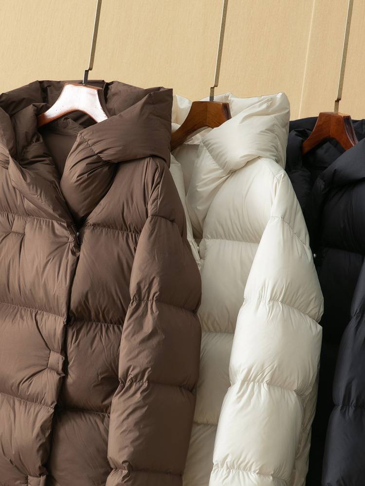 Fashionable Slender high velvet volume short hooded down jacket
