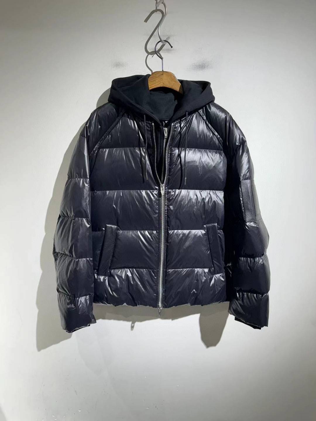 Korean jU fashion tide brand black bright noodle hooded white goose velvet down jacket men's winter thick bread jacket