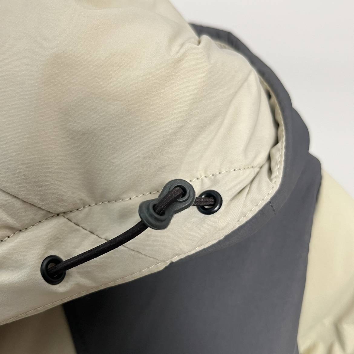 Vegetarian+ color combat hooded casual loose mid -length down jacket lady in autumn and winter