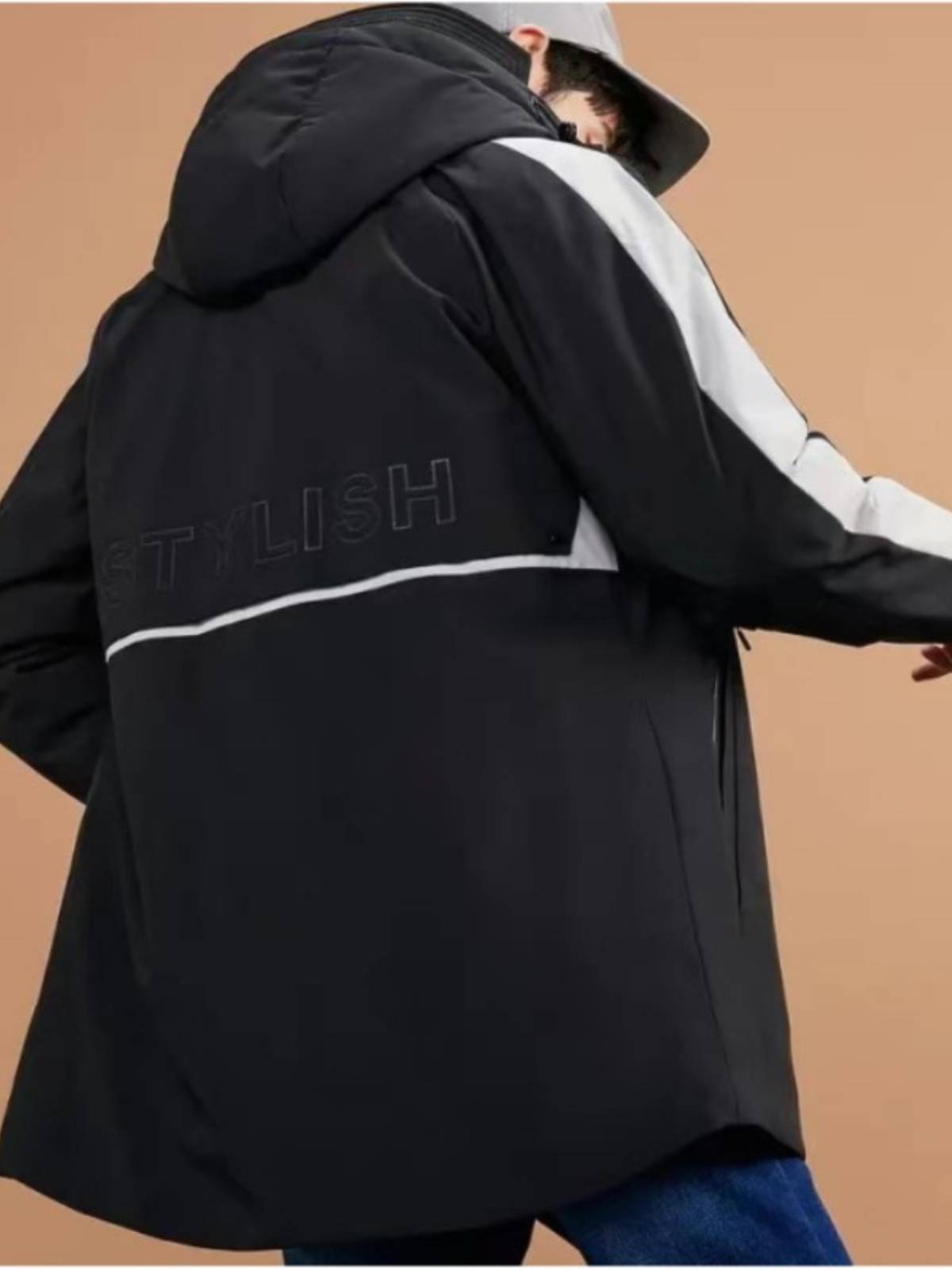 Leisure hooded standard three -proof fabric down jacket