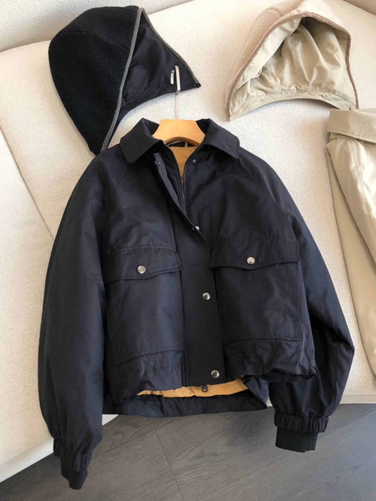 Goose down short work style down jacket female 2023 autumn and winter new lamb hairy hat loose casual heating jacket