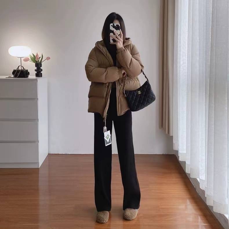 one!Puff high -end hooded waist down jacket Female winter new style keeping warm and thin 90 white goose velvet jacket