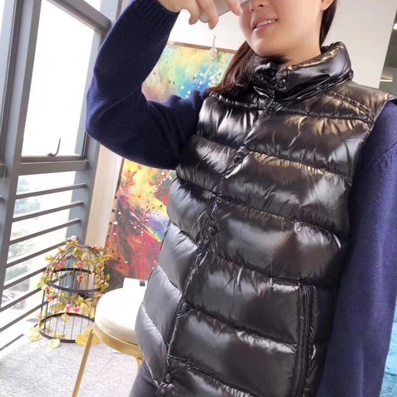 2024 New Men Spring Autumn Down Vest Jackets Men's Lightweight Packable Puffer Sleeveless Vest Coats
