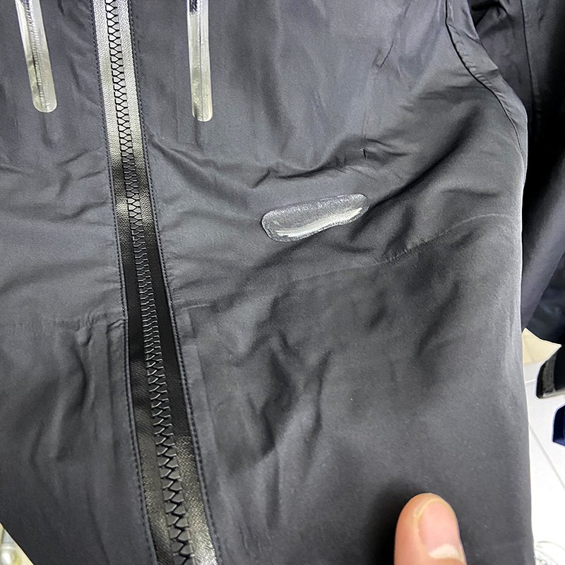 Custom Logo Lightweight Waterproof 3-Layer Rain Jacket Breathable Fishing Hard Shell with Zipper Closure ODM Coat