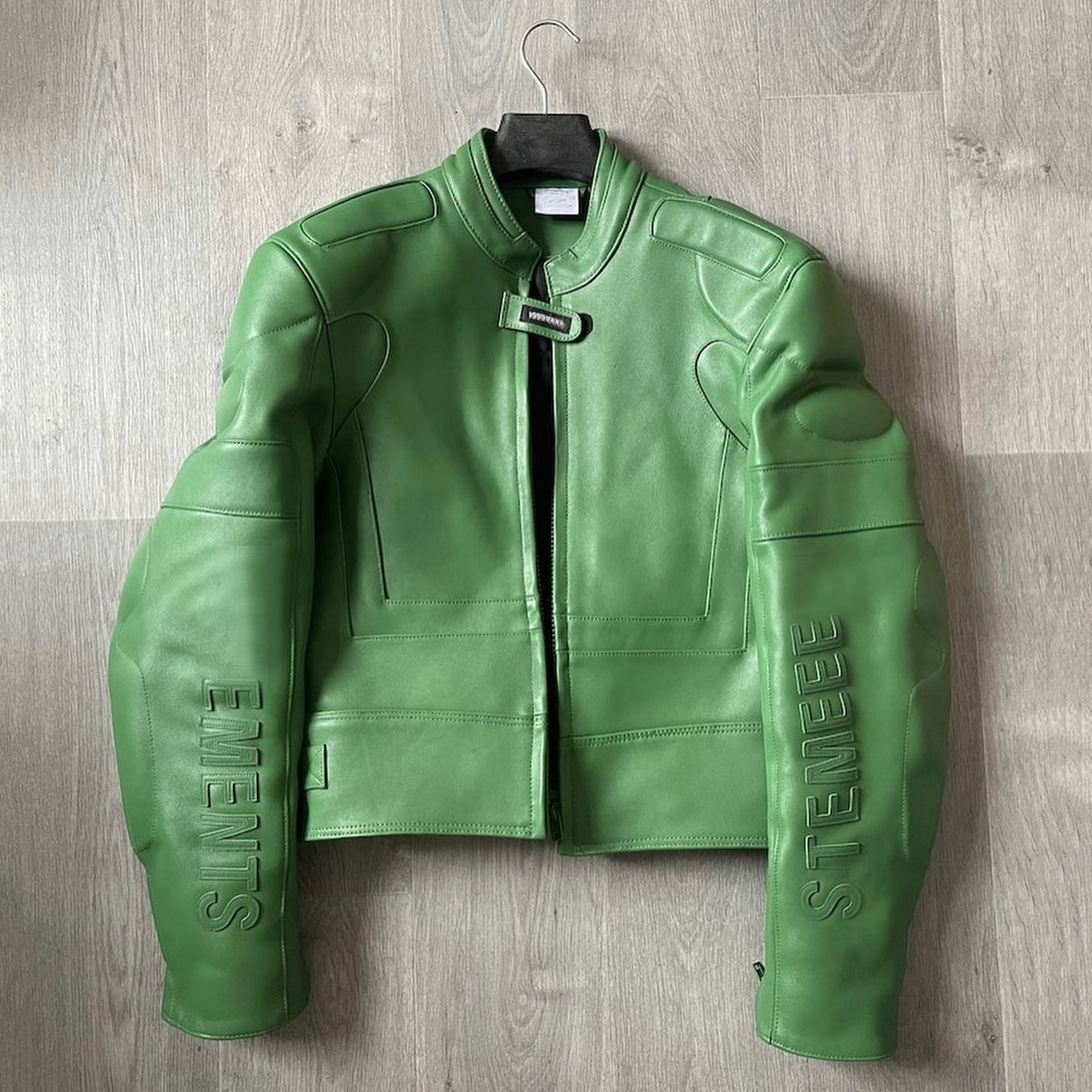 High quality casual zip up moto leather green leather jacket men custom logo embossed designer blank pure plus size men's jacket