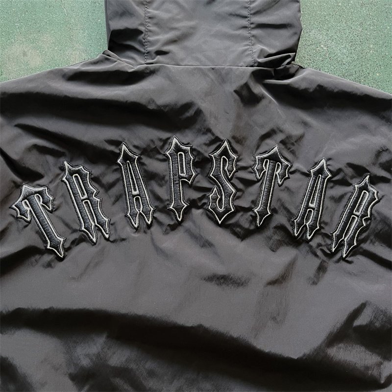 Men Trapstar Jacket Sportswear Irongate T Windbreaker-Black Top Quality Embroidered Letters Men's Zipper Sun Protection