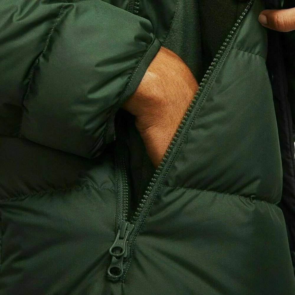 2025 Men's Winter Jacket Casual Long Fashion Thick Outdoor Men Puffer jacket with Hooded Fashionable Jackets OEM Serviced